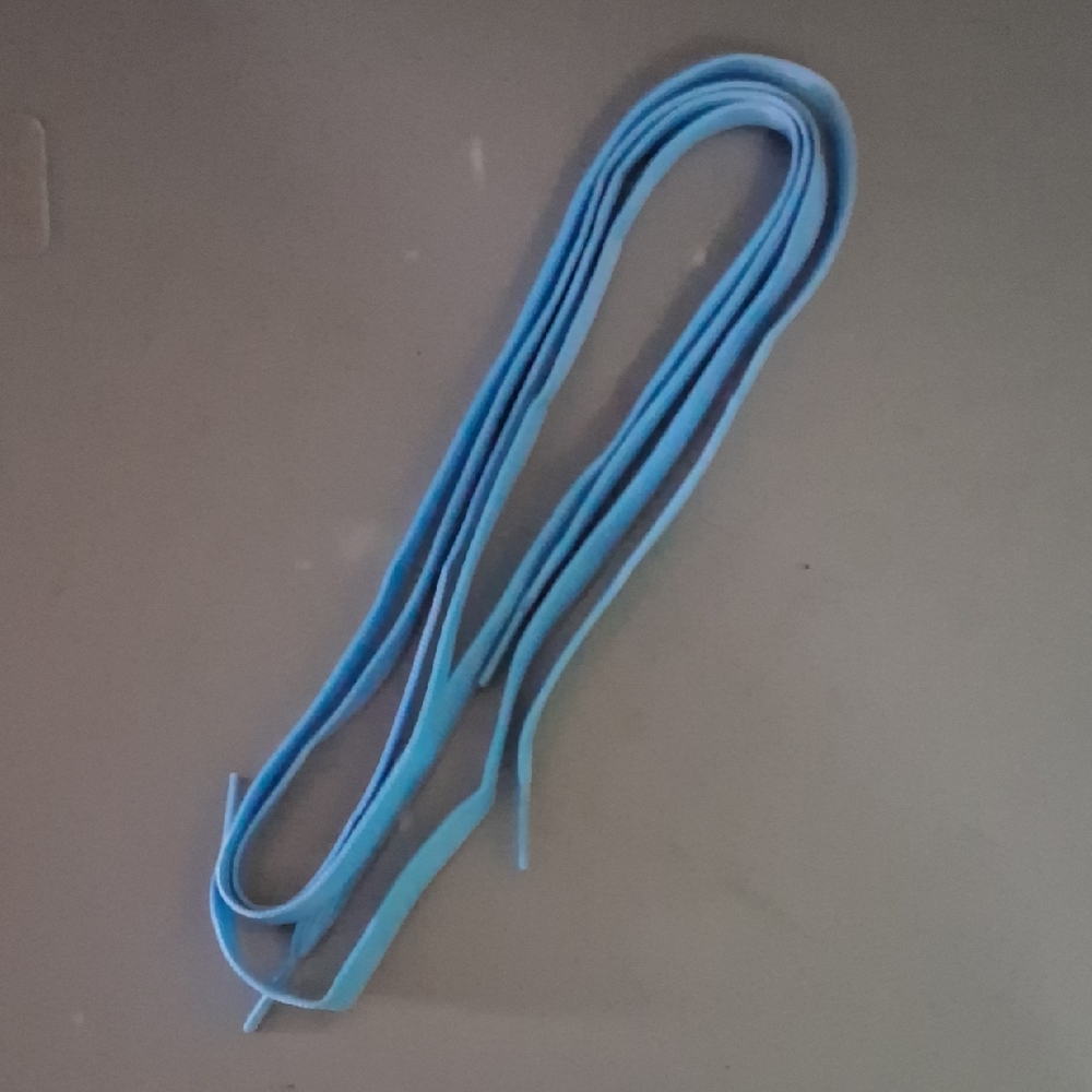 Light Blue Glow In The Dark Shoelaces